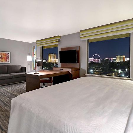 Hampton Inn & Suites Las Vegas Convention Center - No Resort Fee Bagian luar foto